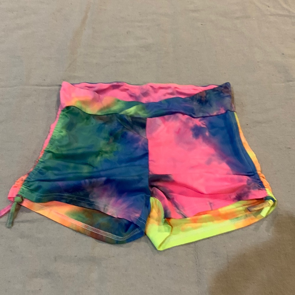 Side tie shorts